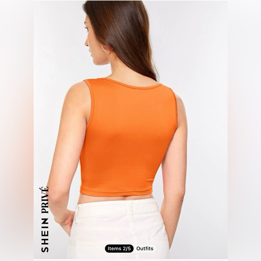 Privé Basic Crop Tank Top - Picture 4 of 5